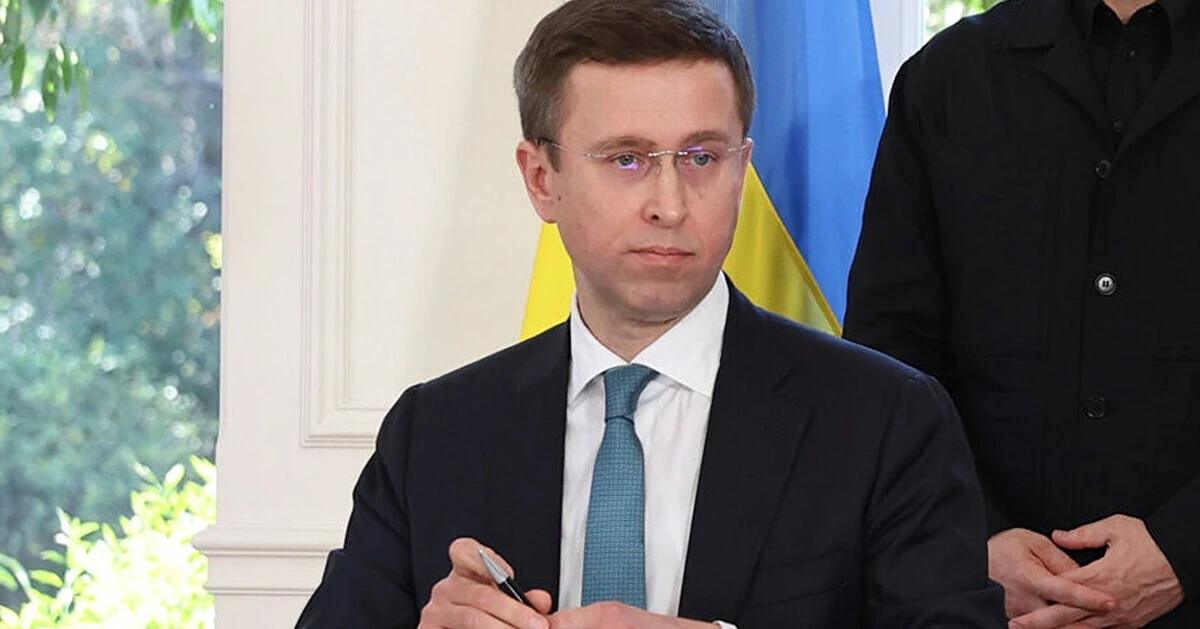 Новий прем’єр запросив Туска в Україну