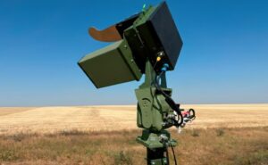 Українські розробники представили нову систему РЕБ, що може знешкоджувати дрони на відстані до 50 км Українські розробники представили нову систему РЕБ, що може знешкоджувати дрони на відстані до 50 км
