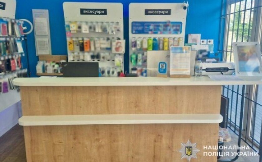 Викрав техніки з магазину 122 тисячі гривень: у Дніпрі судитимуть чоловіка за крадіжку товару