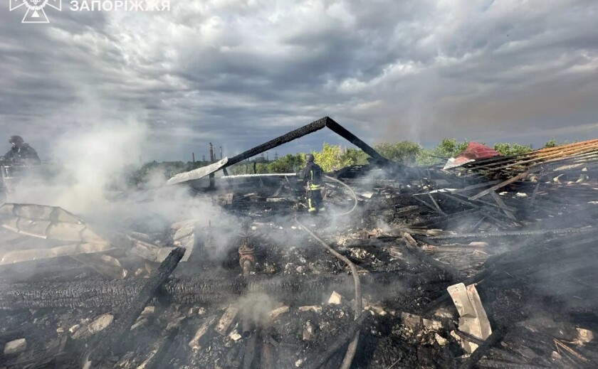 Запоріжжя: внаслідок чергової атаки травмувалися двоє людей Запоріжжя: внаслідок чергової атаки травмувалися двоє людей