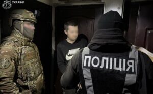 У Запоріжжі судитимуть трьох шахраїв, які під виглядом банківських працівників виманили у людей майже 3 млн грн