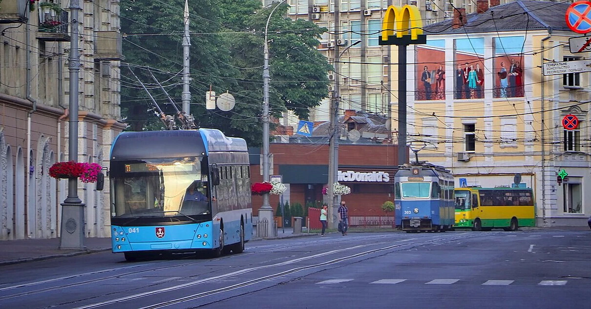 У Вінниці з 1 серпня подорожчає проїзд у громадському транспорті У Вінниці з 1 серпня подорожчає проїзд у громадському транспорті