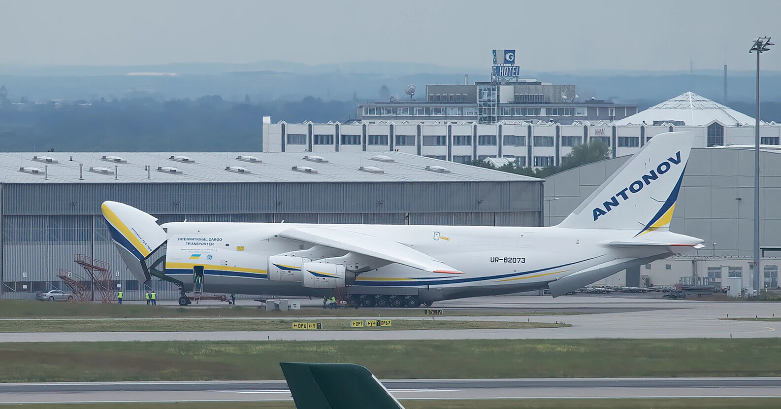 Інцидент з українським Ан-124 у Лейпцигу мін бути масштабнішим: знайшли ще один дрон (Оновлено)
