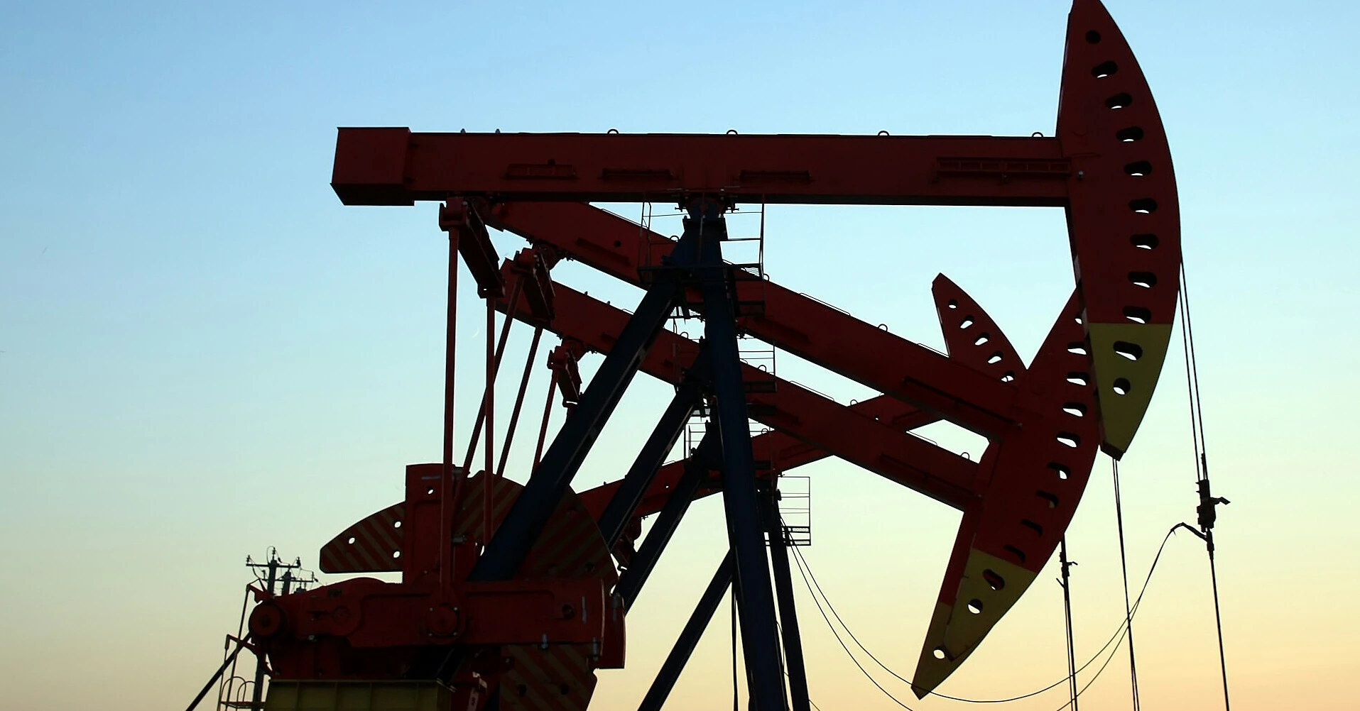 Нафта дешевшає після зростання поставок через Ормузьку протоку Нафта дешевшає після зростання поставок через Ормузьку протоку
