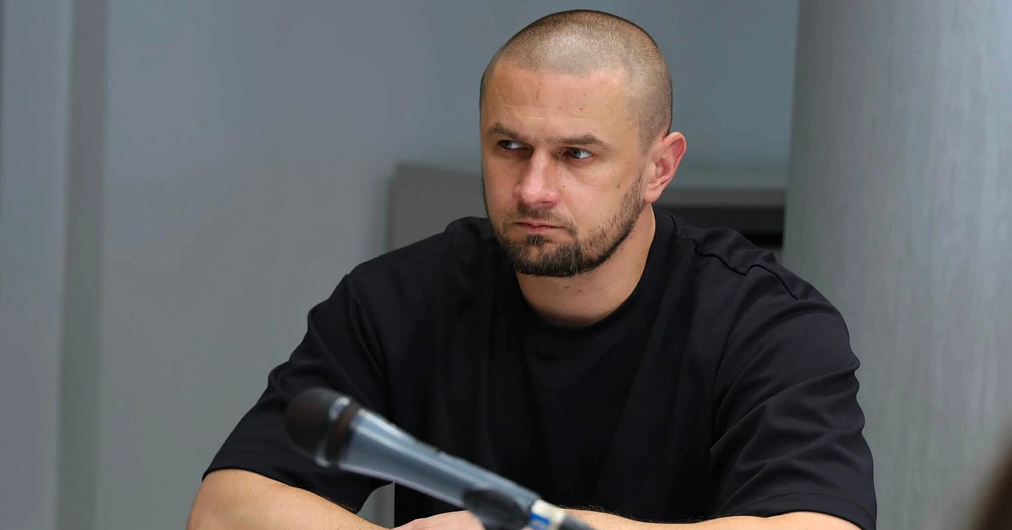Чиновника Хмельницької ОВА підозрюють у хабарі на 1,1 млн грн
