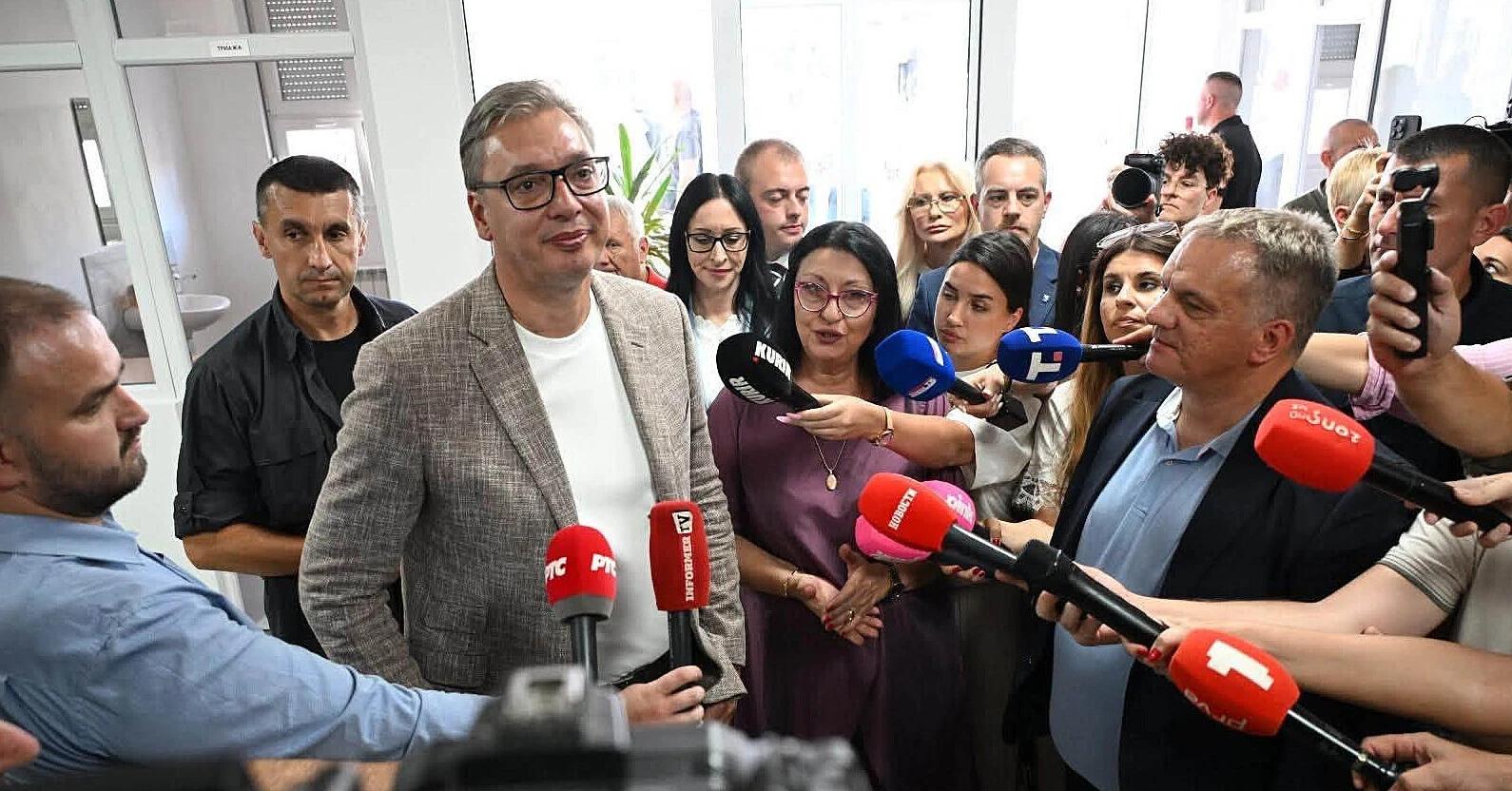 Президент Сербії розкритикував Гаагу після смерті Ратка Младича Президент Сербії розкритикував Гаагу після смерті Ратка Младича