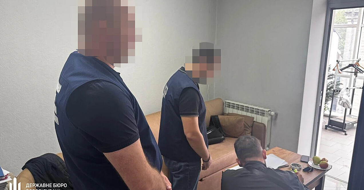 ДБР проведе понад 70 обшуків у військових частинах через “мертві душі” та корупцію