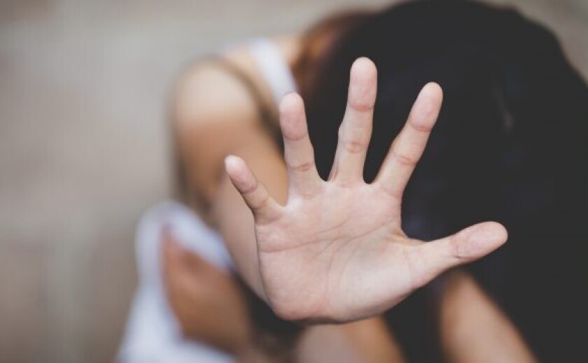 6 років увʼязнення: на Запоріжжі суд залишив без змін вирок батьку за сексуальне насильство над донькою 6 років увʼязнення: на Запоріжжі суд залишив без змін вирок батьку за сексуальне насильство над донькою