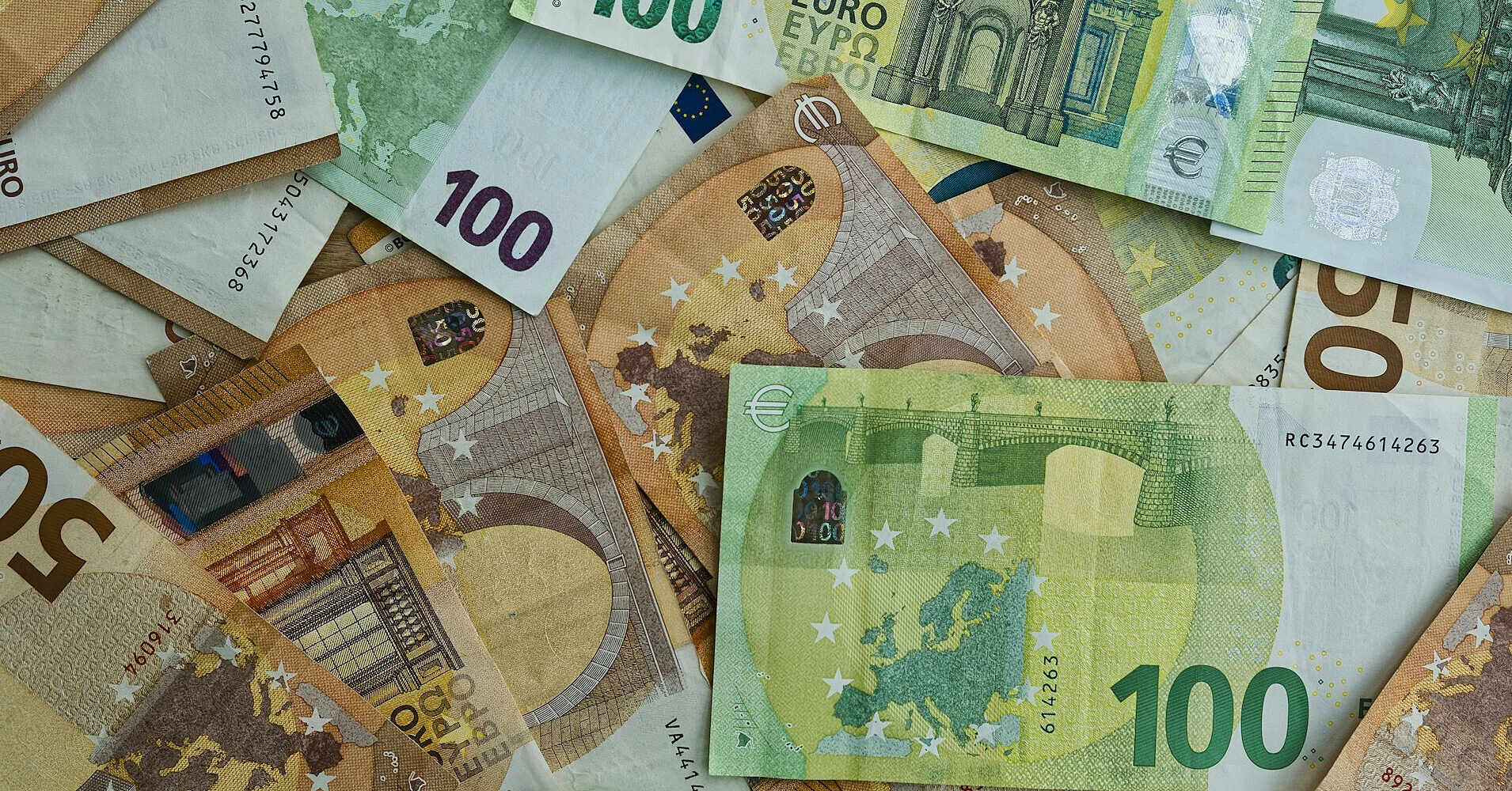 Україна отримає ще 1,4 млрд євро з доходів від активів РФ