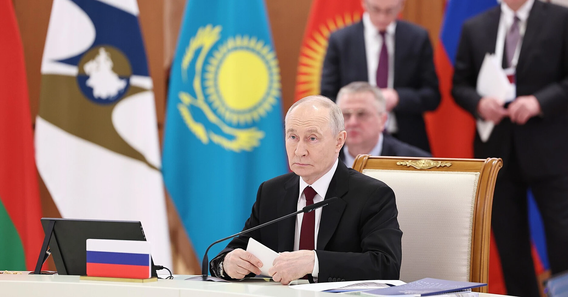 Путін уперше відвідав спірні Курильські острови – Японія заявила протест