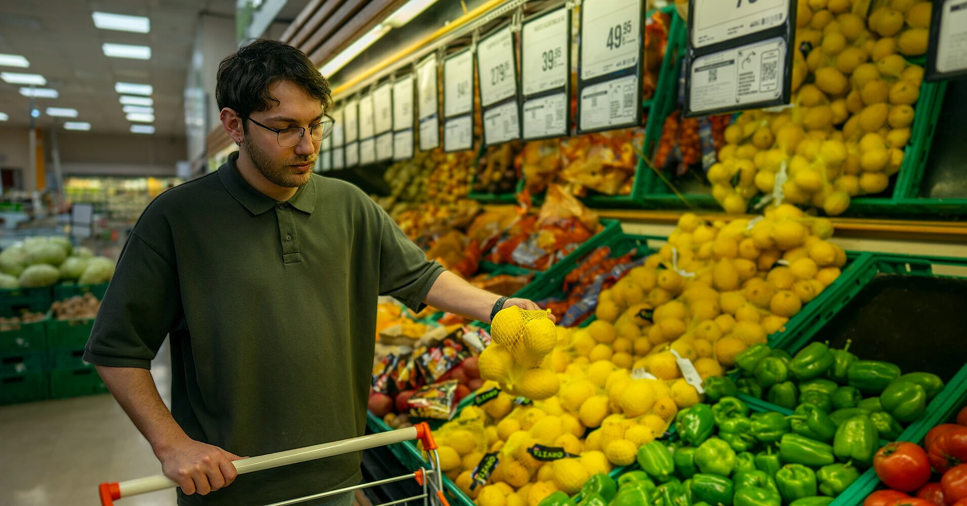 У Мінагрополітики оцінили ризик дефіциту продуктів після атак на логістику У Мінагрополітики оцінили ризик дефіциту продуктів після атак на логістику