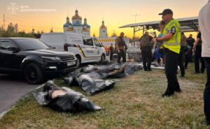 У Кривому Розі зросла кількість жертв удару по торговельному центру: 16 загиблих і 130 постраждалих У Кривому Розі зросла кількість жертв удару по торговельному центру: 16 загиблих і 130 постраждалих