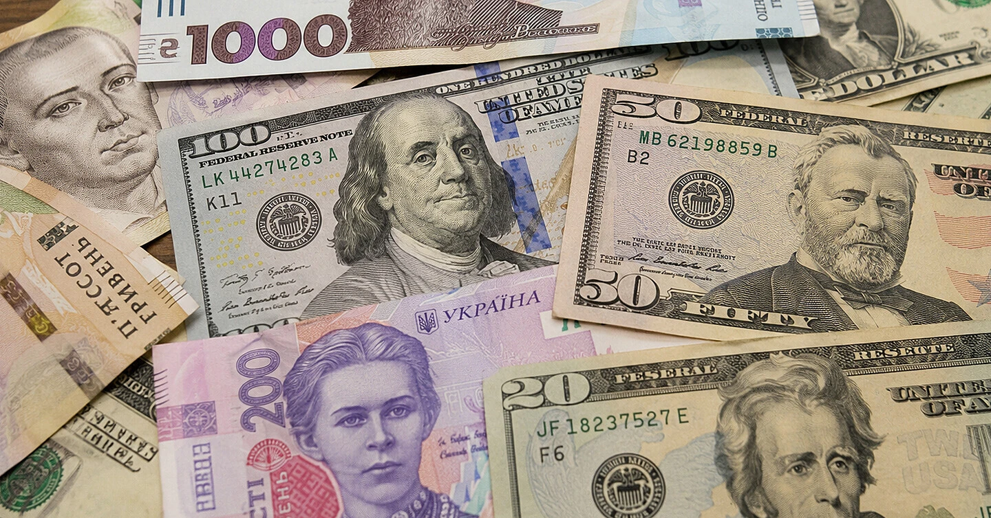 Гривня втримала позиції наприкінці місяця, але долар може повернутися до зростання вже наступного тижня Гривня втримала позиції наприкінці місяця, але долар може повернутися до зростання вже наступного тижня