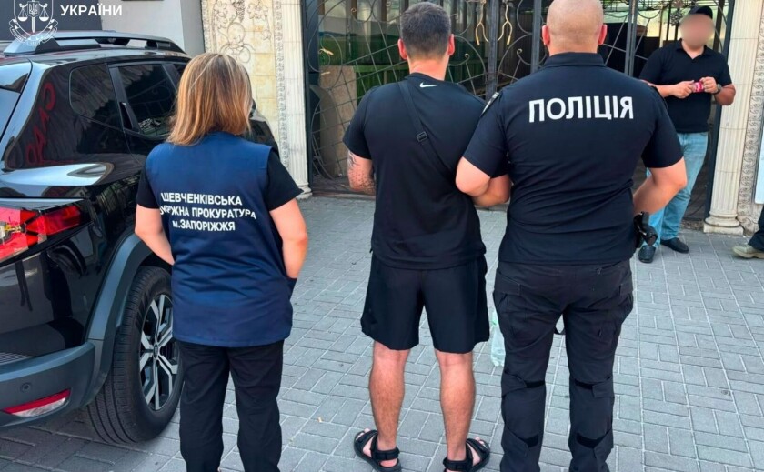 У Запоріжжі чоловікам за 00 обіцяли фіктивну роботу та виїзд за кордон
