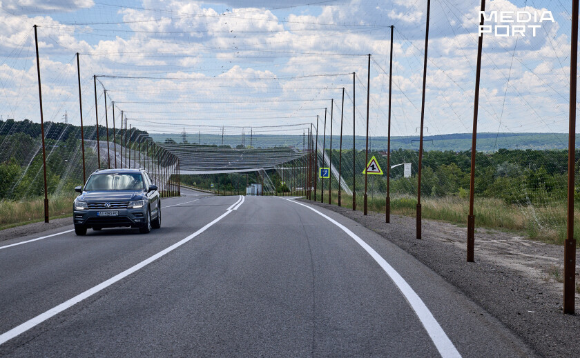 Дніпропетровщина та Запоріжжя отримають кошти на антидроновий захист доріг Дніпропетровщина та Запоріжжя отримають кошти на антидроновий захист доріг