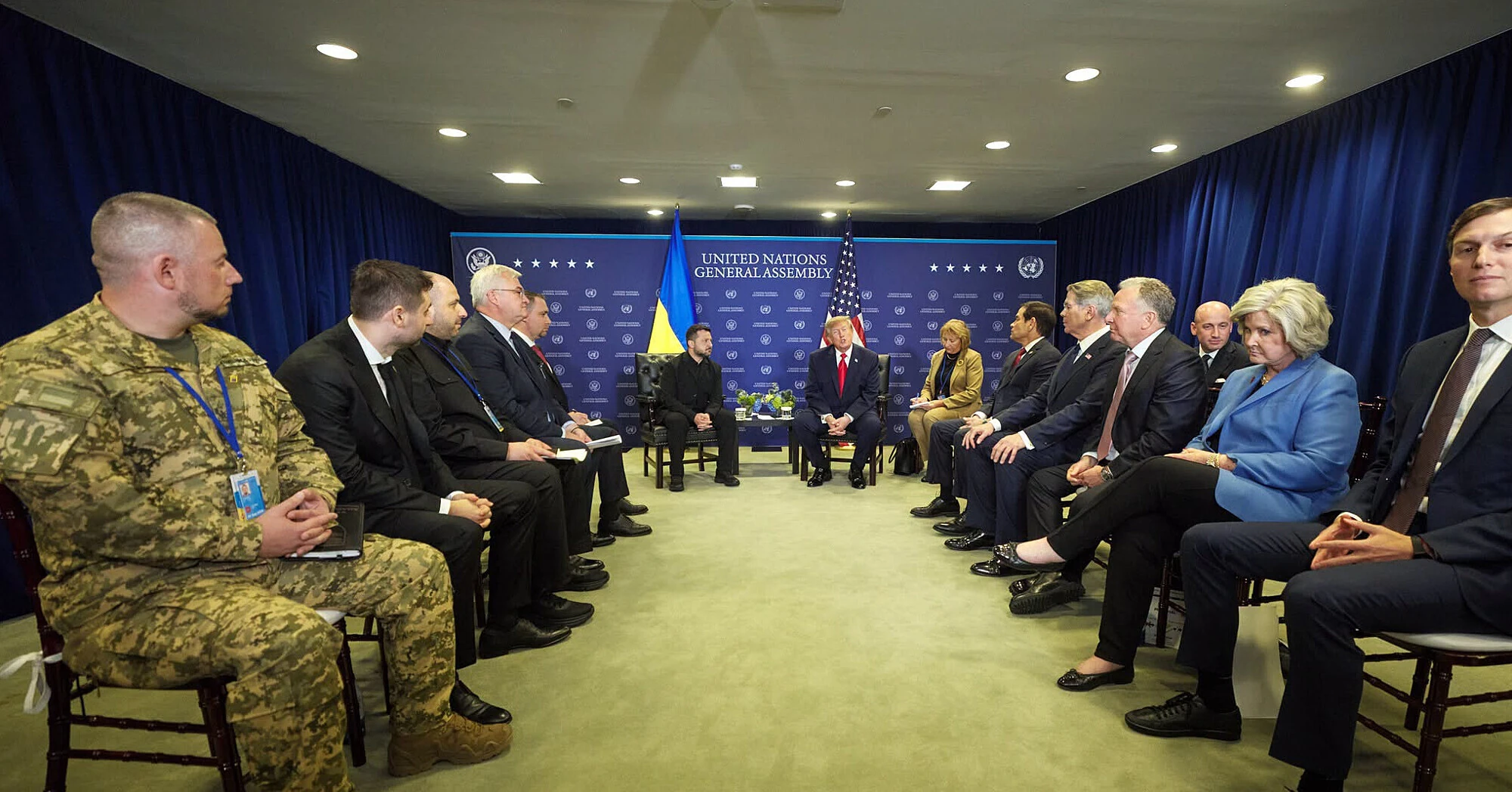 Зеленський і Трамп обговорили надання ліцензій на ракети для Patriot Зеленський і Трамп обговорили надання ліцензій на ракети для Patriot