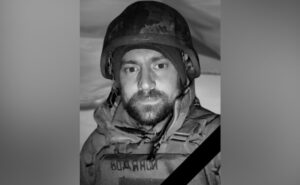 Двоє дітей залишилися без батька: захищаючи Україну загинув Олексій Новогурський з Камʼянського