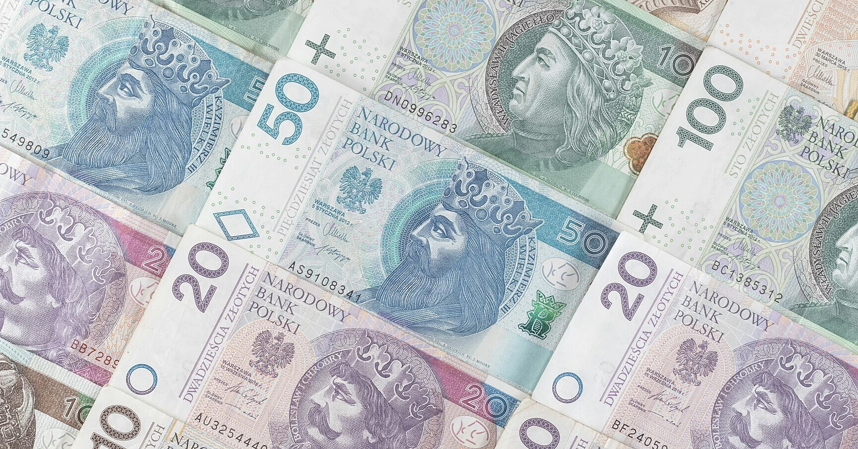 Зростання зарплат у Польщі сповільнилося, зайнятість продовжує падати Зростання зарплат у Польщі сповільнилося, зайнятість продовжує падати