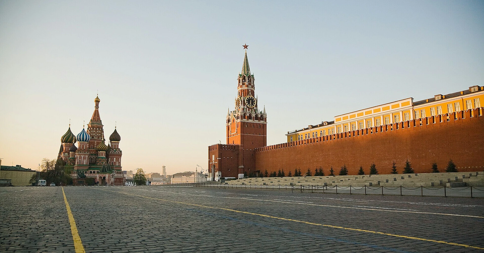 У Кремлі позитивно оцінили ідею про енергетичне перемир’я на тлі нових ударів по НПЗ