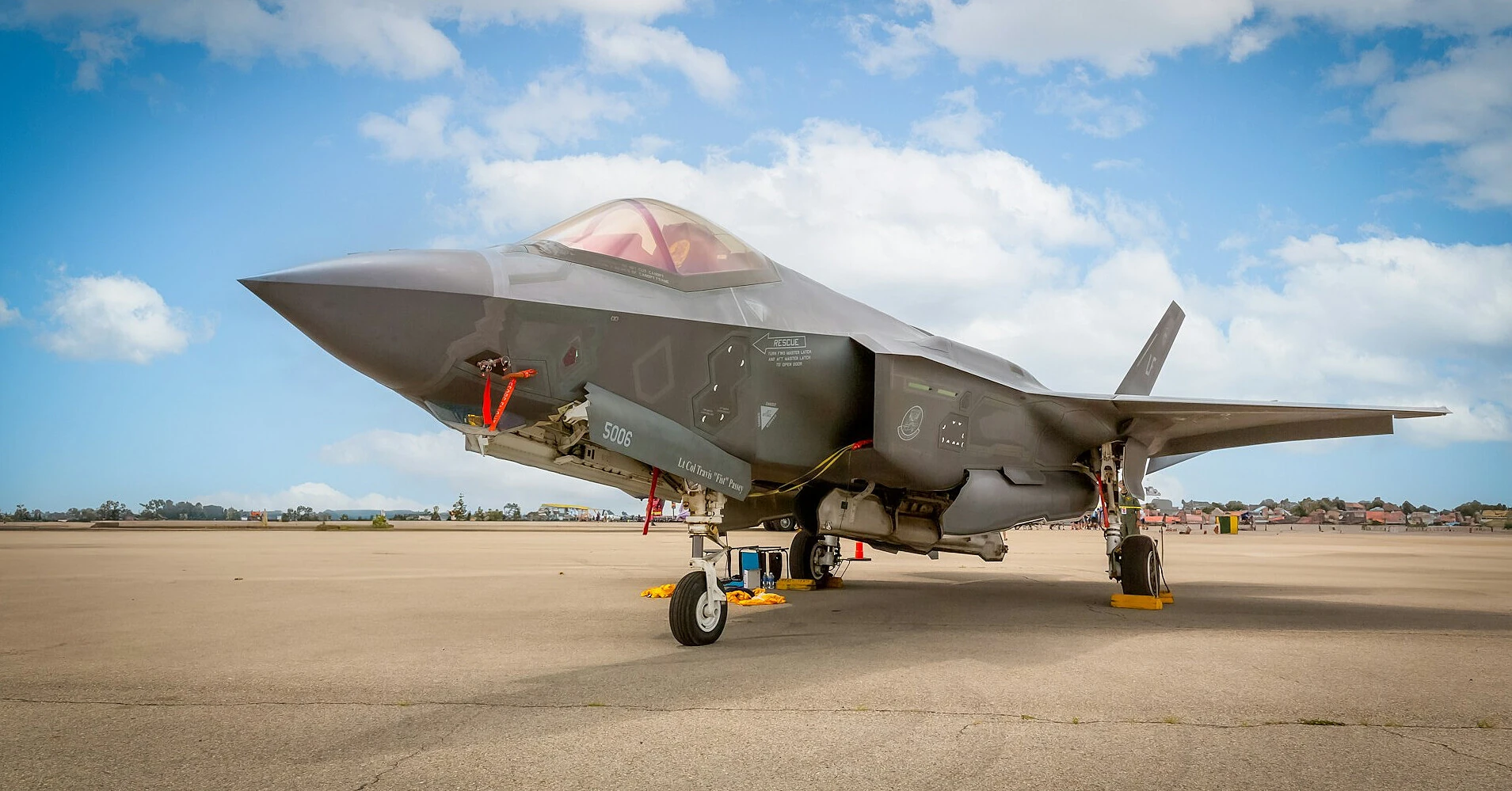 Конгрес США розслідує потрапляння деталей F-35 до Гонконгу Конгрес США розслідує потрапляння деталей F-35 до Гонконгу
