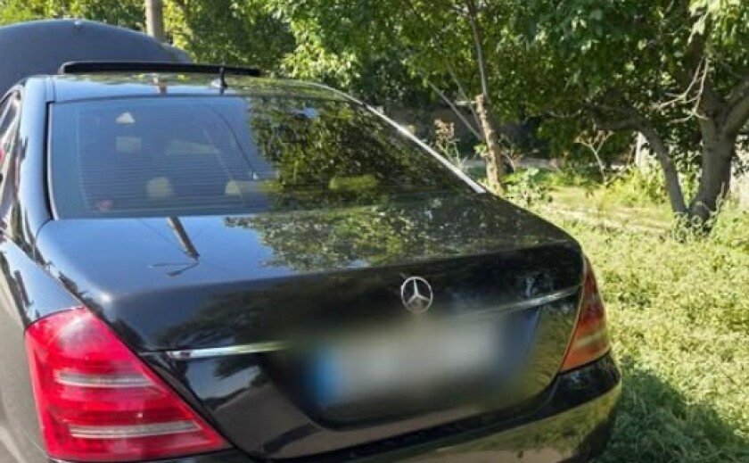 У Дніпрі виявили автомобіль із підробленим ідентифікатором У Дніпрі виявили автомобіль із підробленим ідентифікатором