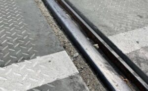 У Дніпрі планують перекрити переїзд через трамвайні колії на проспекті Яворницького