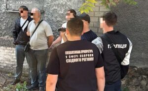 У Дніпрі майора РТЦК підозрюють в отриманні 00 за переведення військового до тилу У Дніпрі майора РТЦК підозрюють в отриманні 00 за переведення військового до тилу