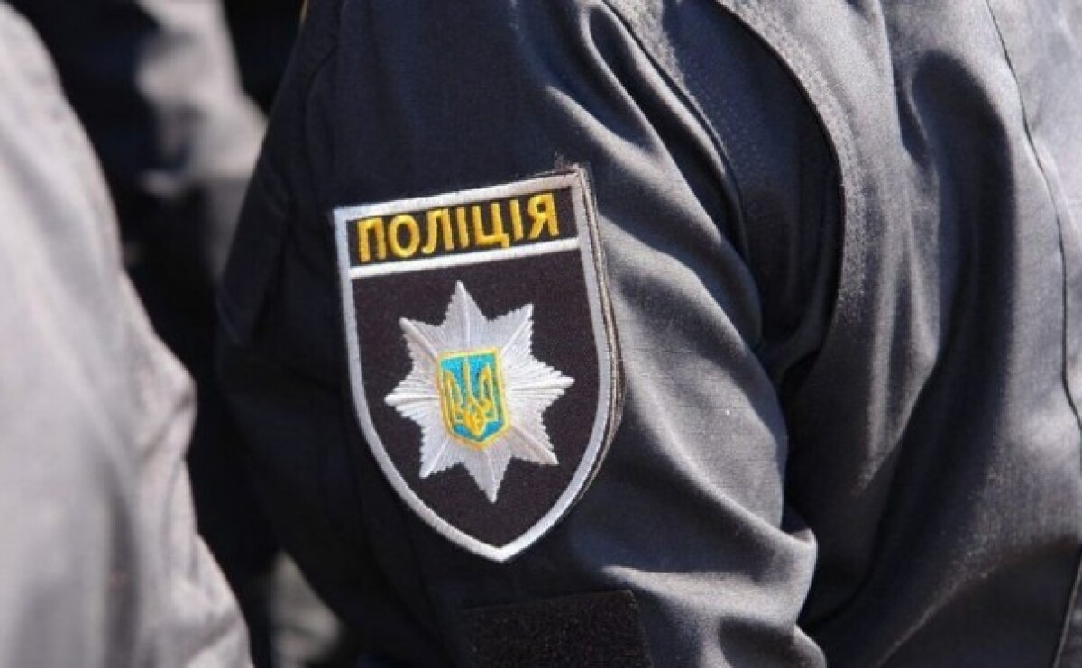 7 тисяч доларів за втечу через Білорусь до Польщі: ДБР повідомило про підозру патрульному з Кривого Рогу 7 тисяч доларів за втечу через Білорусь до Польщі: ДБР повідомило про підозру патрульному з Кривого Рогу