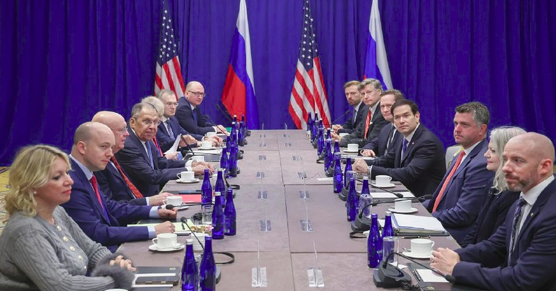 Лавров і Рубіо провели переговори про Україну та відносини США з Росією