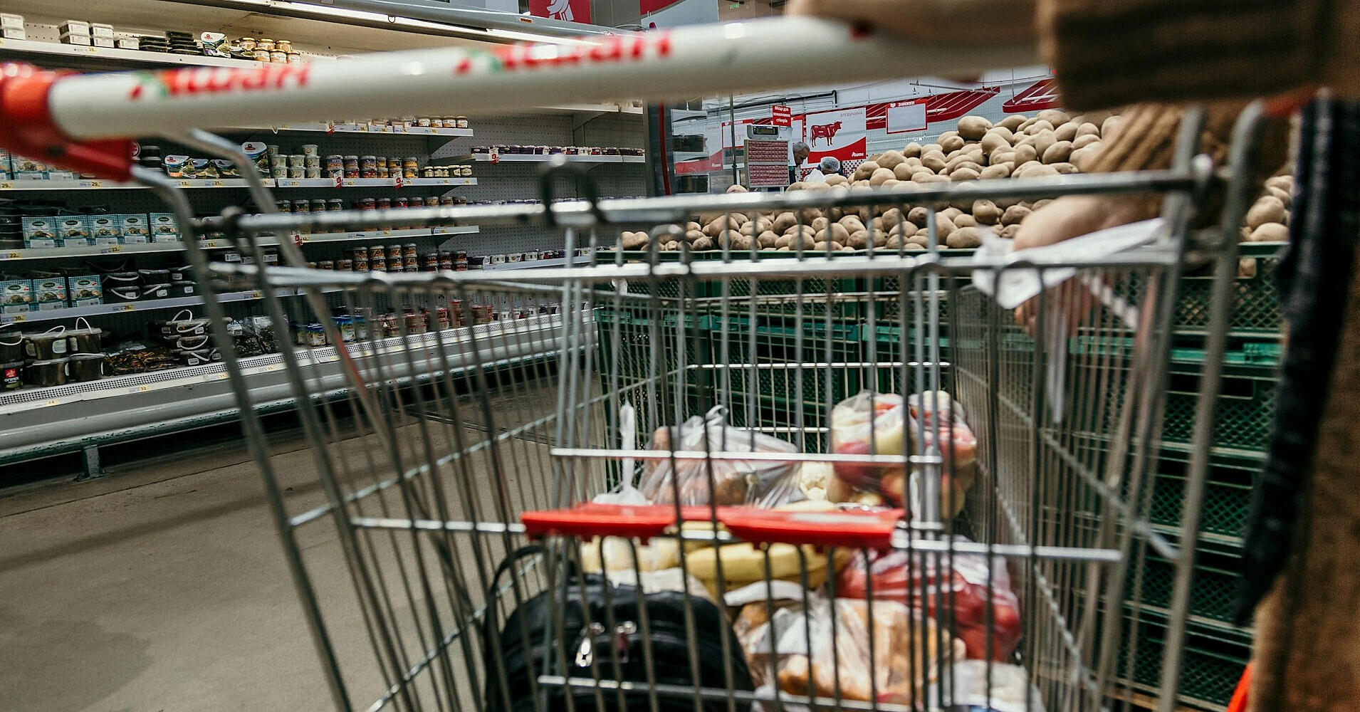 У Мінагрополітики оцінили можливе подорожчання продуктів через нову логістику У Мінагрополітики оцінили можливе подорожчання продуктів через нову логістику