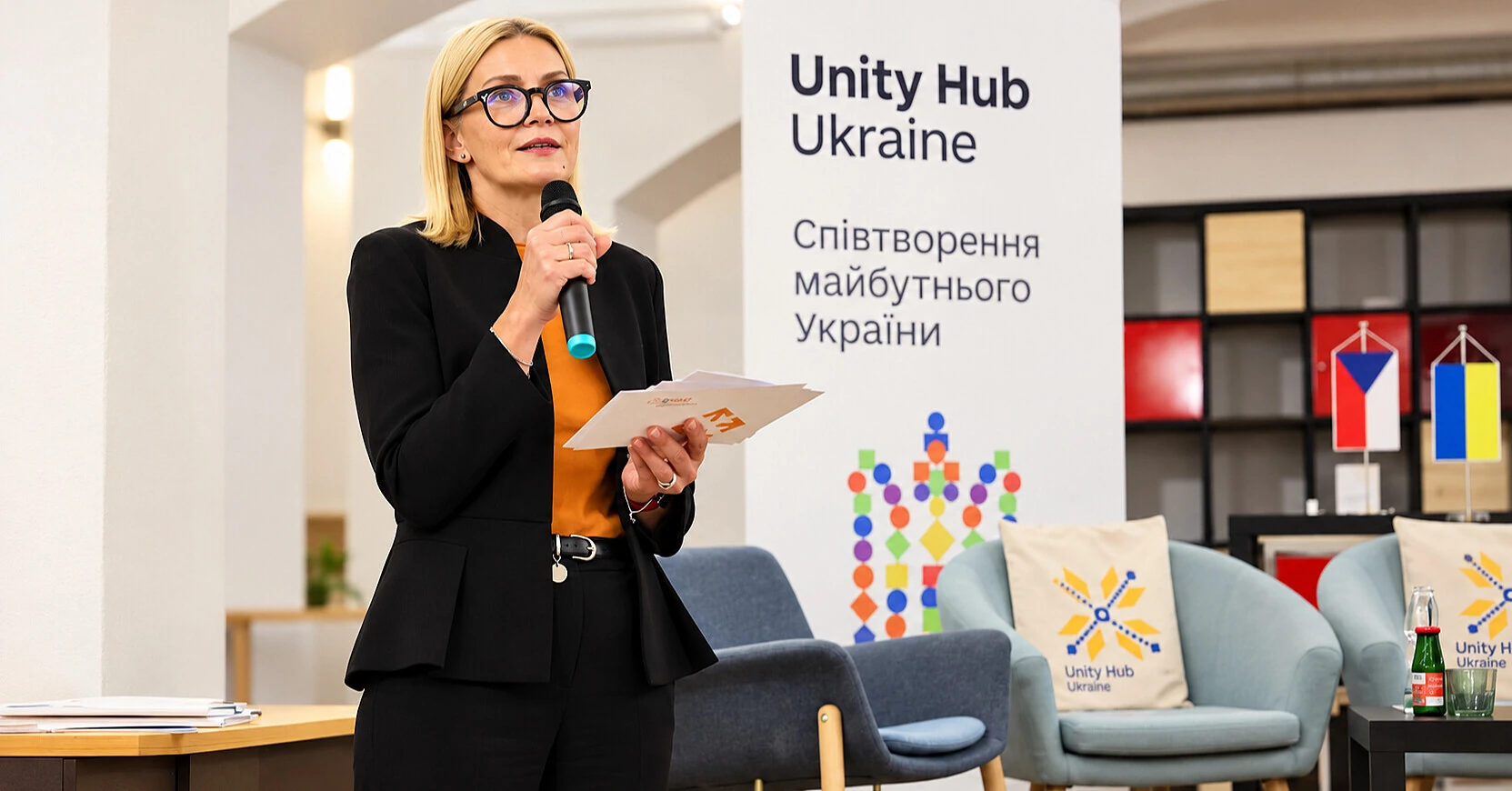 У Празі офіційно відкрили Unity Hub для українців: які послуги можна отримати в центрі У Празі офіційно відкрили Unity Hub для українців: які послуги можна отримати в центрі