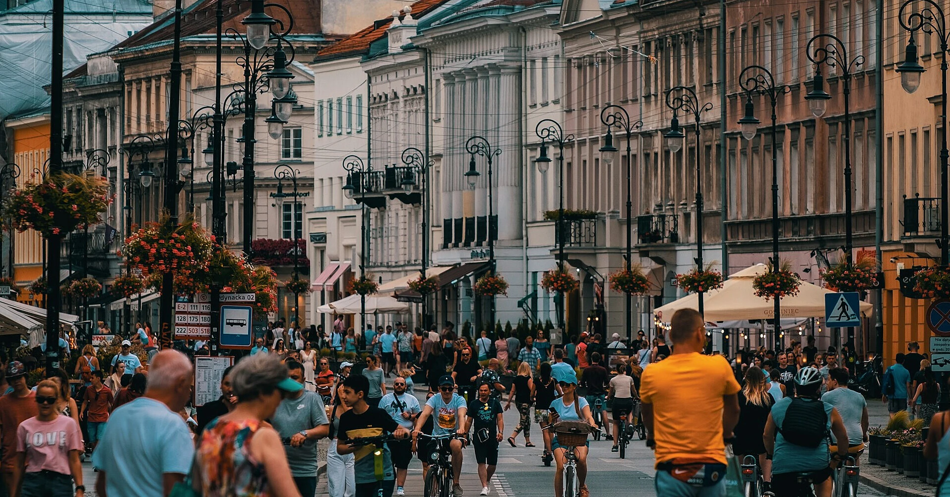 Безробіття у Польщі зросло сильніше за очікування, а кількість вакансій скоротилася Безробіття у Польщі зросло сильніше за очікування, а кількість вакансій скоротилася