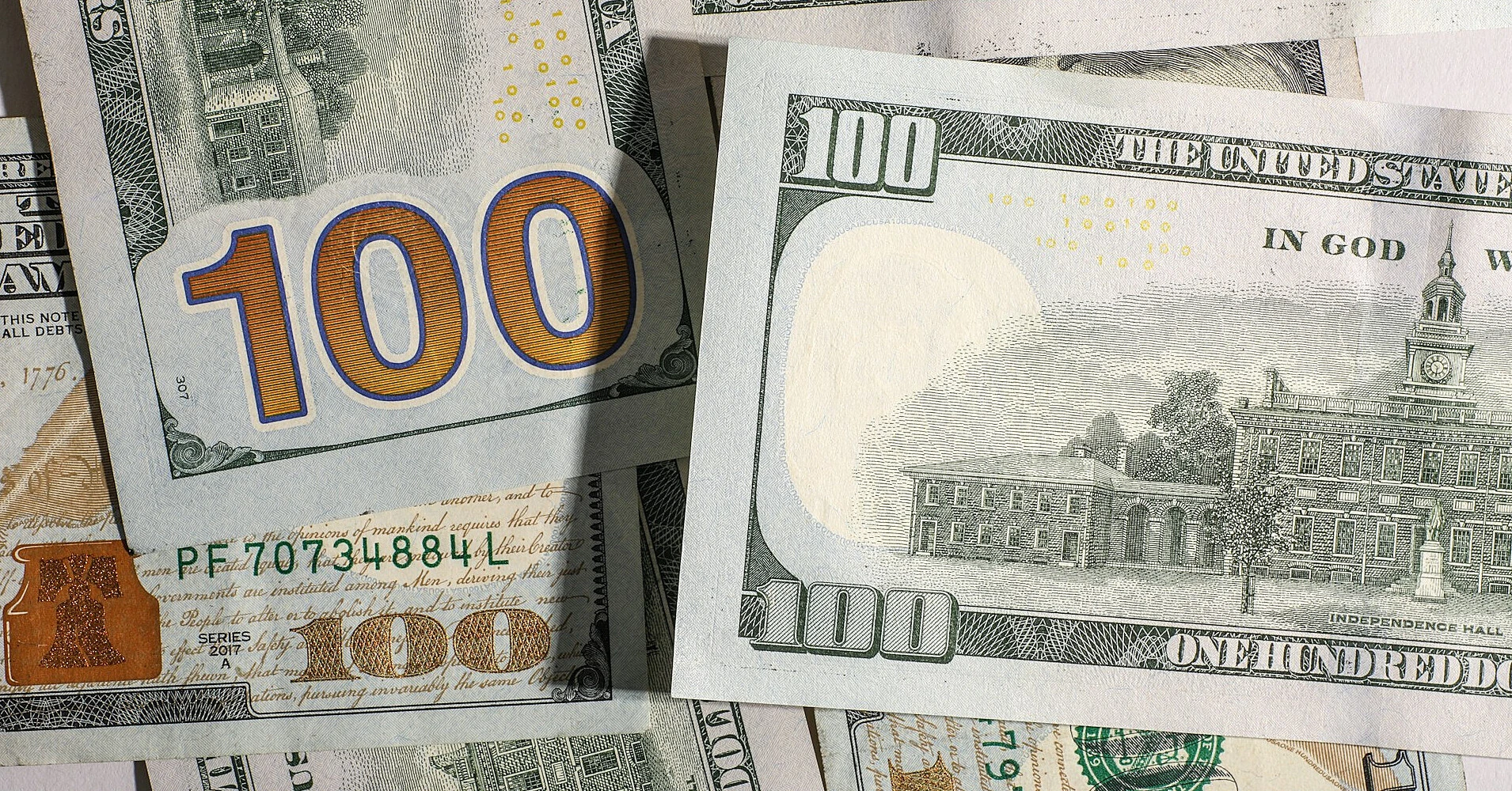 Долар оновив рекорд на міжбанку: НБУ підвищив офіційний курс Долар оновив рекорд на міжбанку: НБУ підвищив офіційний курс