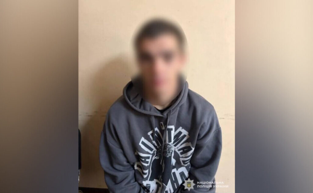 У Дніпрі 23-річного чоловіка підозрюють у розбійному нападі на знайомого