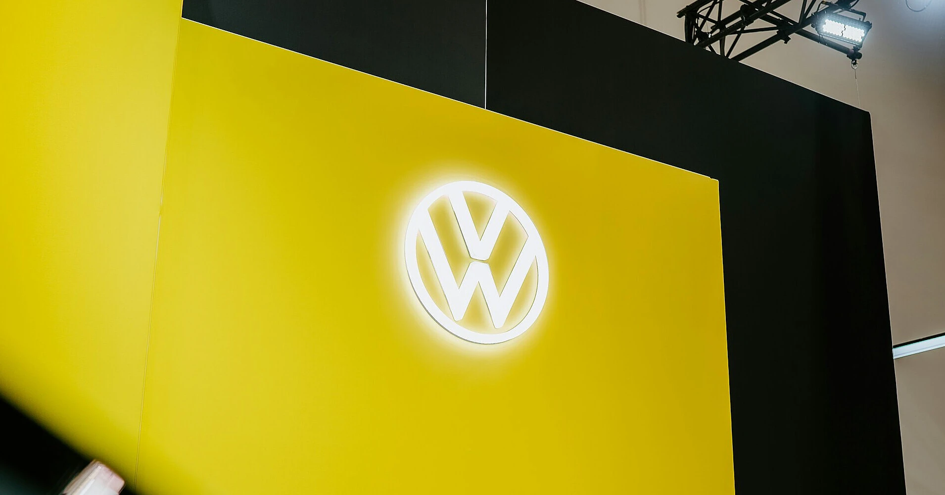 Volkswagen отримав багатомільярдний збиток через кризу Porsche та падіння продажів Volkswagen отримав багатомільярдний збиток через кризу Porsche та падіння продажів