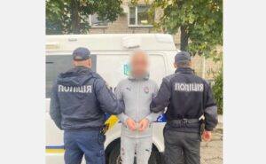 У Дніпрі слідчі повідомили про підозру чоловікові за незаконне заволодіння мопедом У Дніпрі слідчі повідомили про підозру чоловікові за незаконне заволодіння мопедом