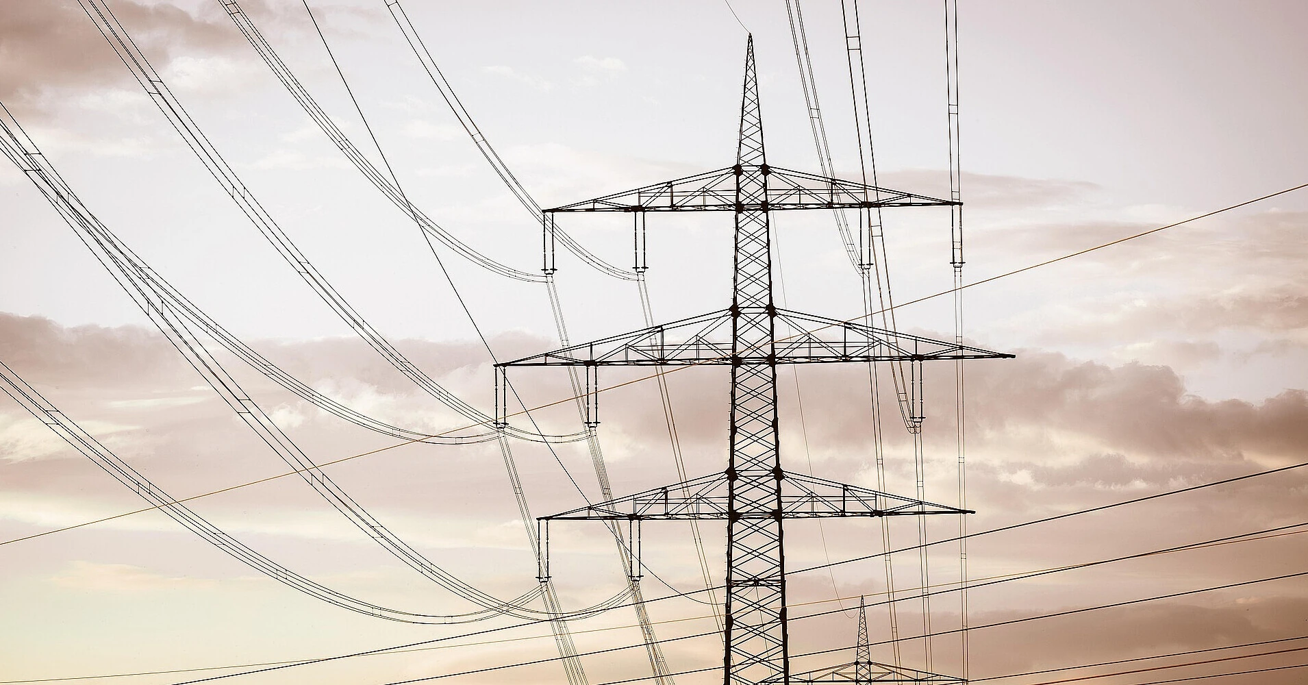 В Україні посилять відключення світла 16 жовтня: нові графіки В Україні посилять відключення світла 16 жовтня: нові графіки
