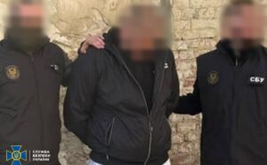 У Запоріжжі затримали місцевого мешканця, який підпалив автівку виконували на замовлення рф У Запоріжжі затримали місцевого мешканця, який підпалив автівку виконували на замовлення рф