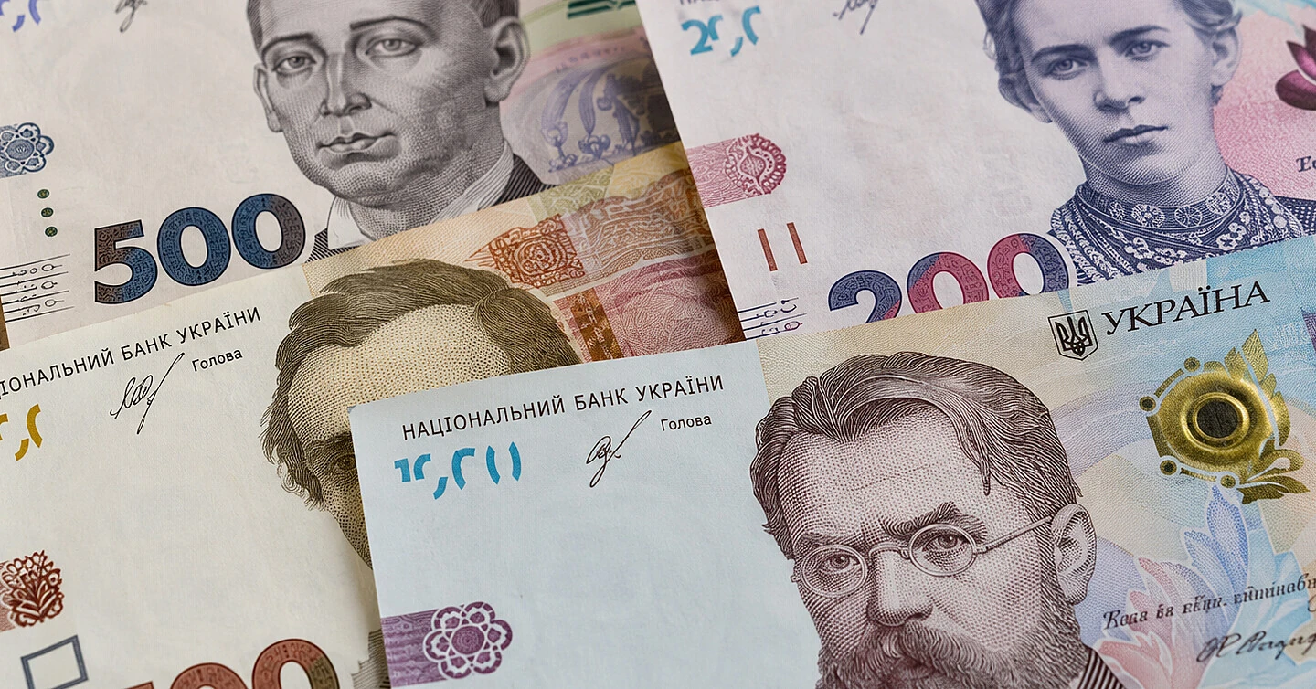 Гривня зміцнилася до долара та євро: курси валют на 16 жовтня Гривня зміцнилася до долара та євро: курси валют на 16 жовтня