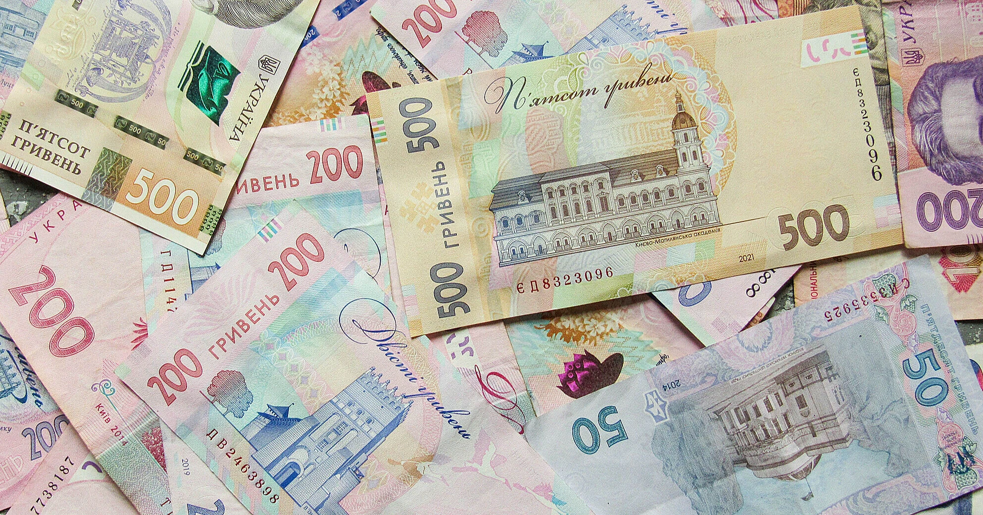 Економіці України прогнозують два роки спаду. Найтривожніша цифра — у бюджеті Економіці України прогнозують два роки спаду. Найтривожніша цифра — у бюджеті