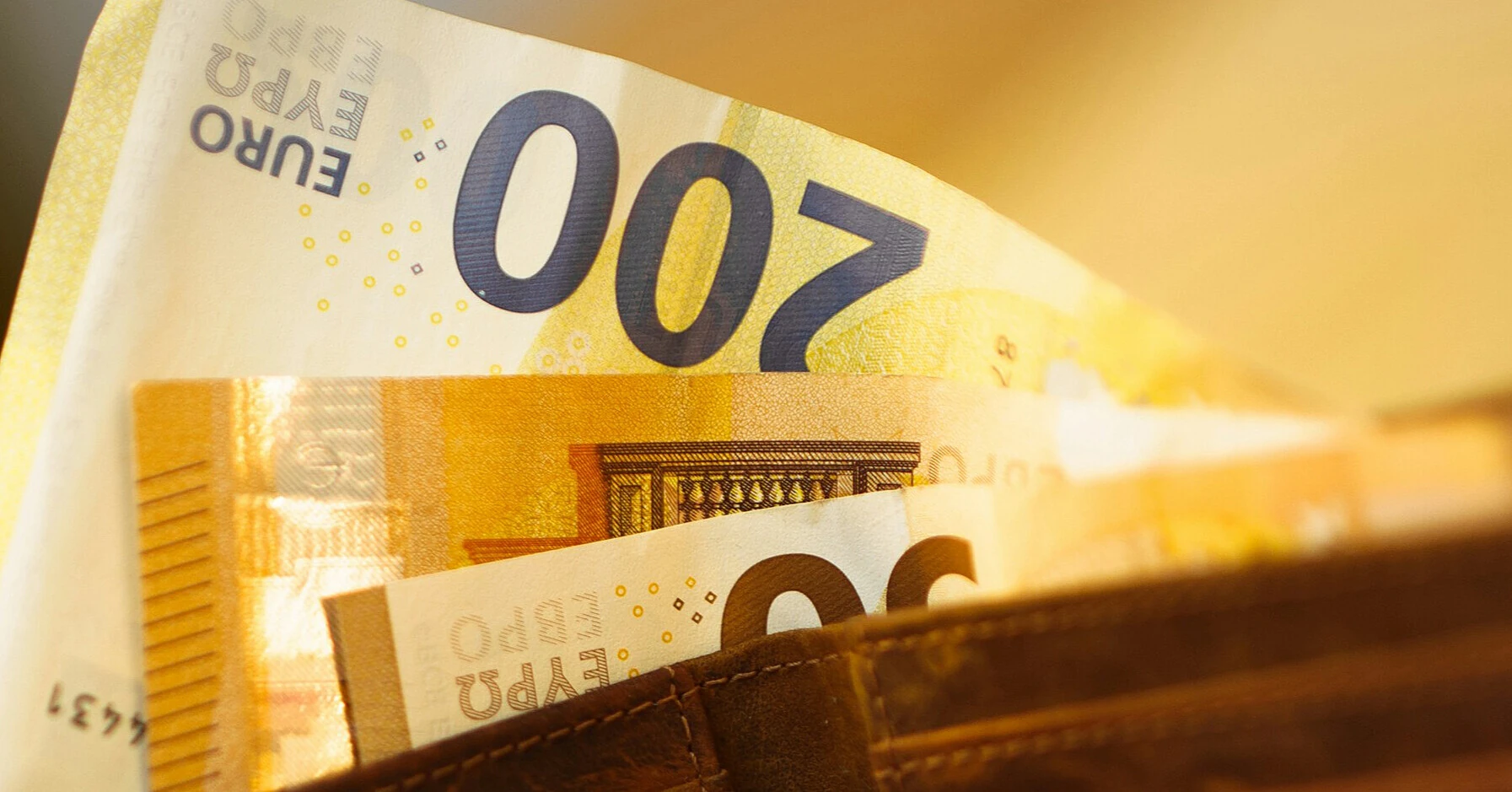 Євро підійшло до кінця тижня з ризиком подальшого падіння Євро підійшло до кінця тижня з ризиком подальшого падіння
