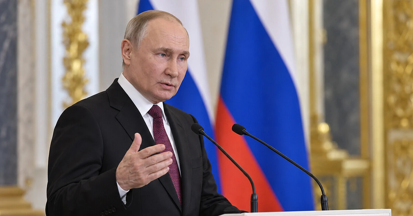Путін пригрозив застосувати весь арсенал Росії у разі нападу на Калінінград Путін пригрозив застосувати весь арсенал Росії у разі нападу на Калінінград