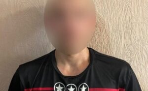 Запропонував допомогу з пошуком житла, а сам викрав телефон: слідчі Самару повідомили чоловікові про підозру Запропонував допомогу з пошуком житла, а сам викрав телефон: слідчі Самару повідомили чоловікові про підозру